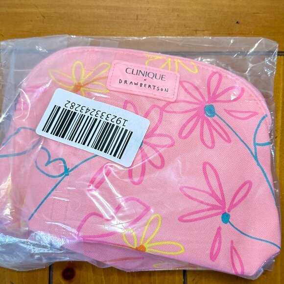 NEW 7-Pc Clinique Makeup, Liquid Facial Soap, Clinical Repair & Wrinkle Serum - Picture 5 of 6